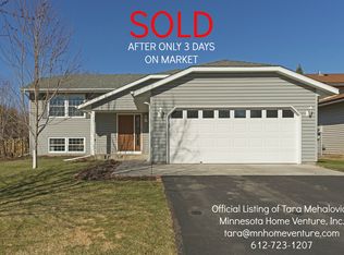 3555 Dell Ct N, White Bear Lake, MN 55110