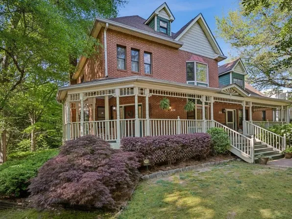 952 Edgewood Ave NE, Atlanta, GA 30307