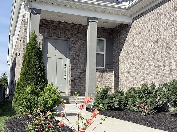 2nd image of 111 Weller Ln