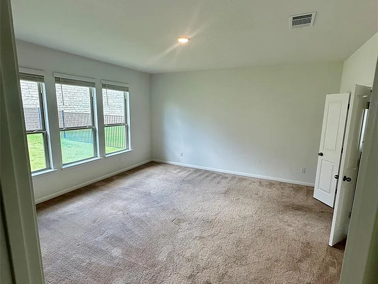 1401 Brescia Walk — Photo 11