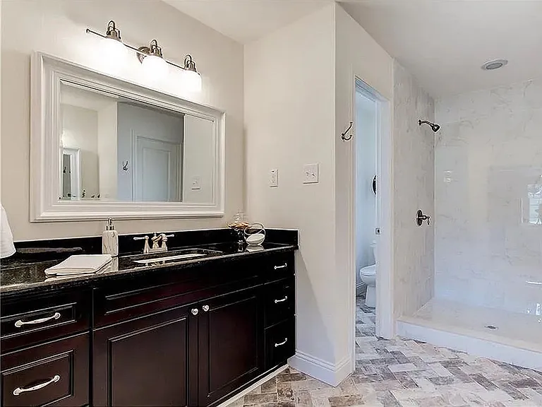 413 W Pleasantview Dr — Photo 18