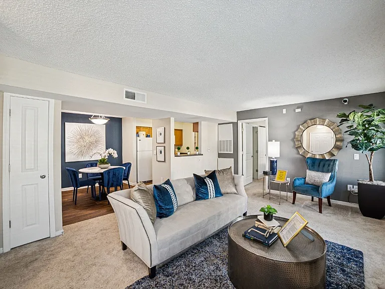 Willow Ridge Apartments — Photo 15