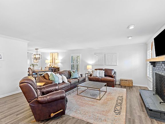 5th image of 5132 Selkirk Dr