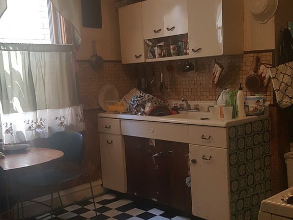 3rd image of 4639 S Paulina St