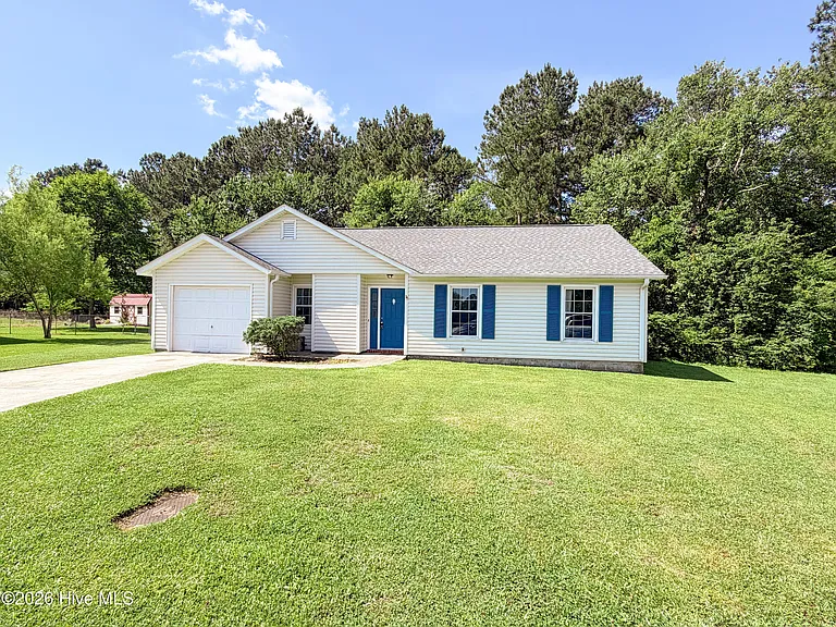 308 Overdale Cir — Photo 2