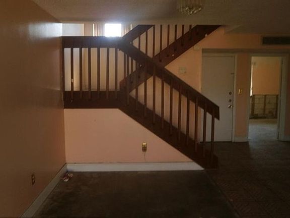 4th image of 405 NW 214th St APT 108