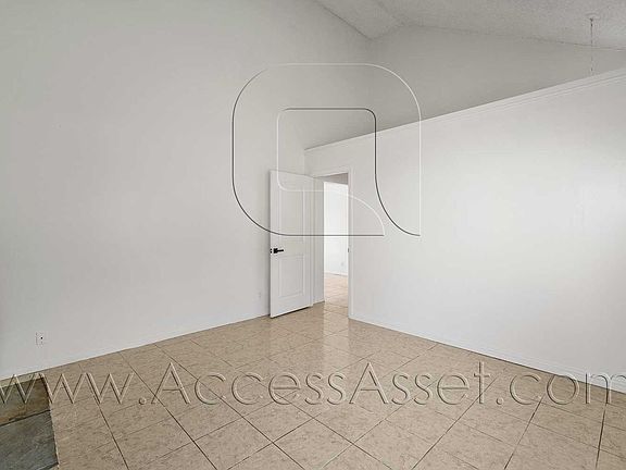 5th image of 16848 Fern Creek Dr