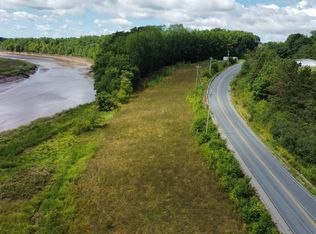 7A N River Rd, West Hants, NS B0N 2R0