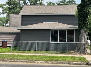 164 W 2nd St, Niles, OH 44446