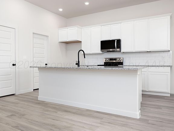 2nd image of 3007 Flycatcher Rd