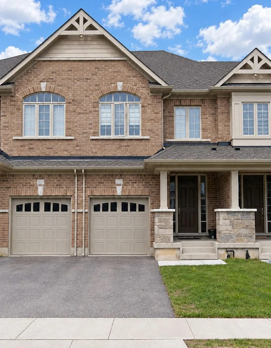 3 bed, $2,850 — Photo 1