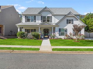 226 Creek View Ln, Acworth, GA 30102