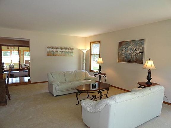 5th image of 3301 Charlemagne Ln