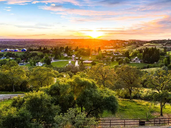 10000 Quail Hill Dr, Newcastle, CA 95658