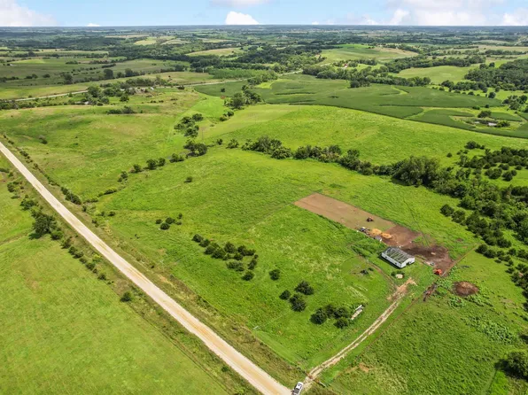 3180 McComb St, Woodburn, IA 50275