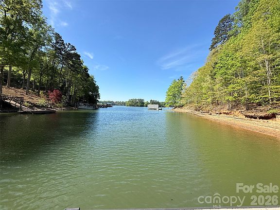 3rd image of 163 High Lake Dr