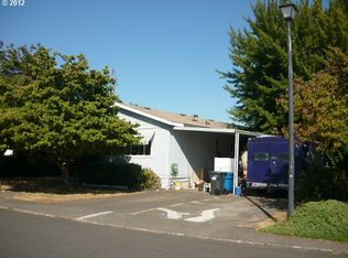 11834 NE Chateau Dr, Woodburn, OR