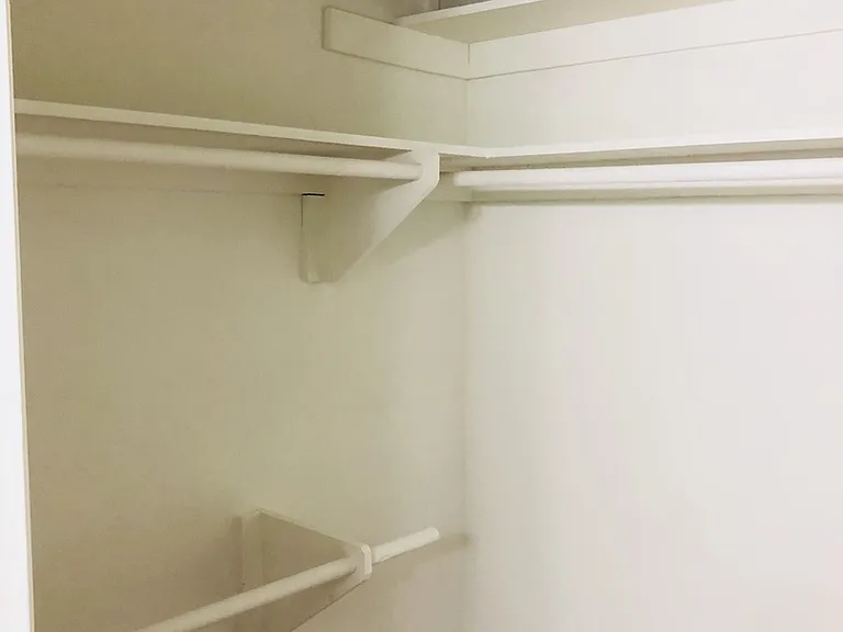 ZELZAH APARTMENTS — Photo 10