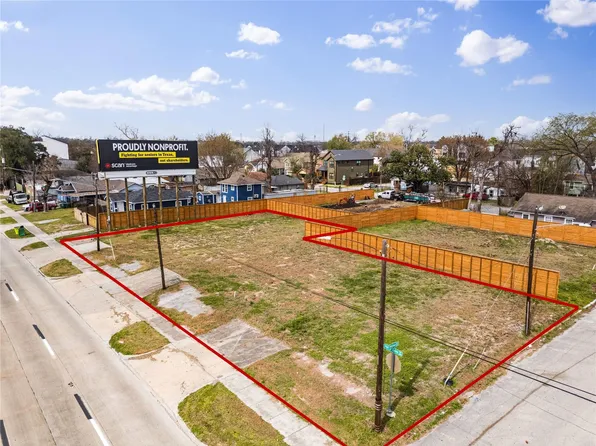 1025 N Loop Fwy, Houston, TX 77008