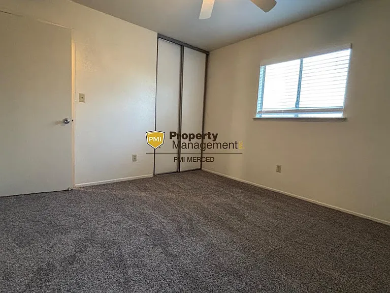 419 Cinnamon Ln — Photo 10