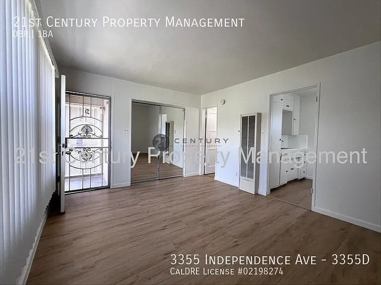 3355 Independence Ave #3355D — Photo 2