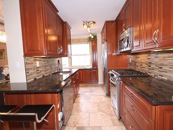 4th image of 245 E 87th St APT 12F