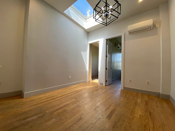 4th image of 283 Himrod St APT 3R