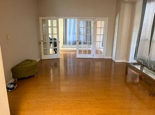 5516 Roosevelt Way NE #6, Seattle, WA 98105