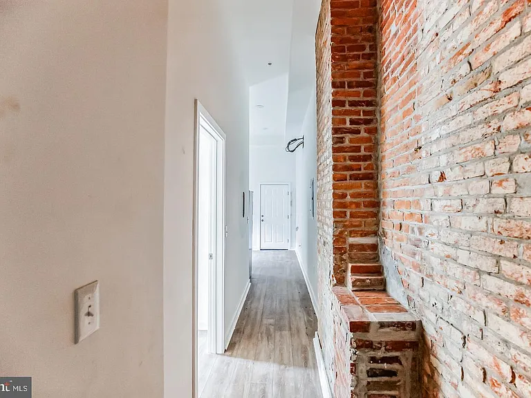 407 S 42nd St #2B — Photo 14