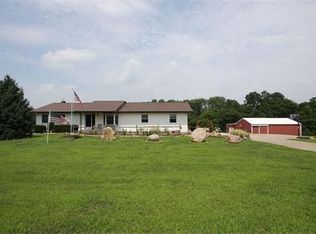 11637 Yankee St, Fredericktown, OH 43019