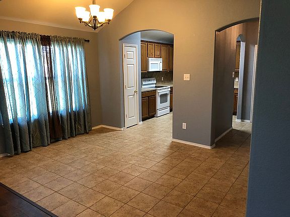 5th image of 3803 Juniper Hills Dr