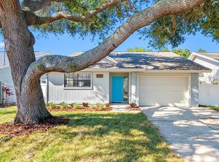 1716 Whispering Dr E, Largo, FL 33771