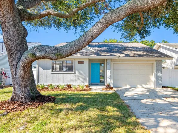1716 Whispering Dr E, Largo, FL 33771