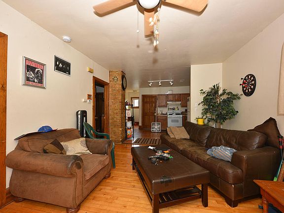 3rd image of 3920 N Port Washington Ave
