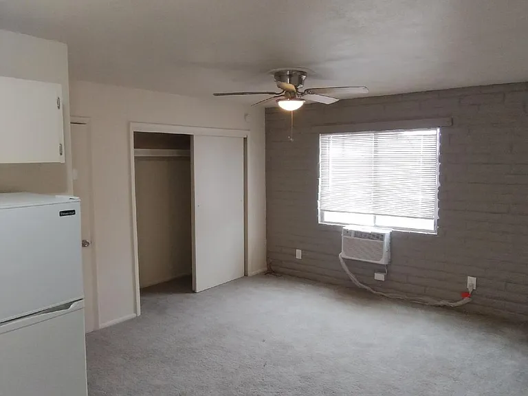 2426 Garfield Ave SE — Photo 15