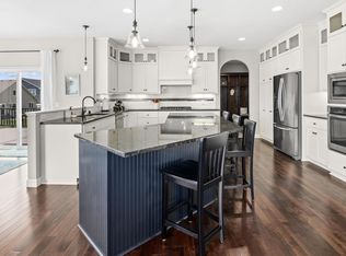 5209 Suntide Pass, Woodbury, MN 55129