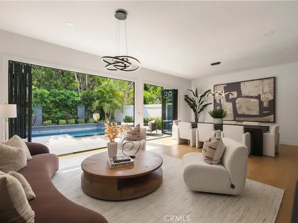 22 Rue Cannes, Newport Beach, CA 92660