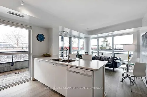 8 Trent Ave Photo 1