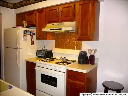 Sold by Gillani Homes Inc. | media 29