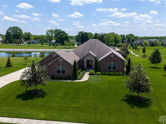 2nd image of 1068 Windmill Ct
