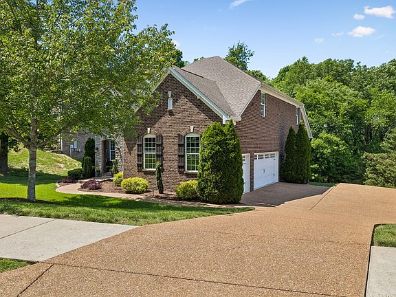 4th image of 1169 Pin Oak Ln