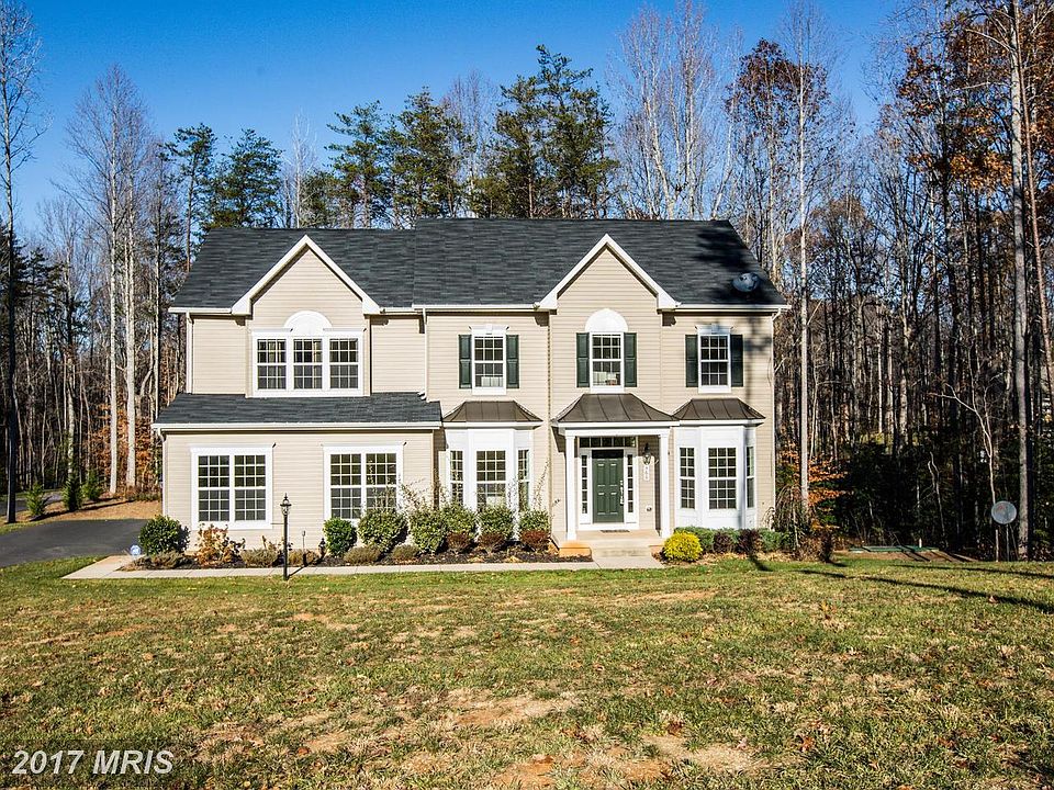 1st image of 360 McPherson Dr
