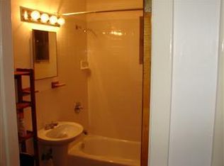 732 W 2nd St, Riviera Beach, FL 33404