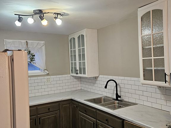5th image of 21851 W 2nd St #1