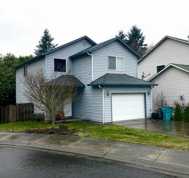 1st image of 4918 NE 59th Cir