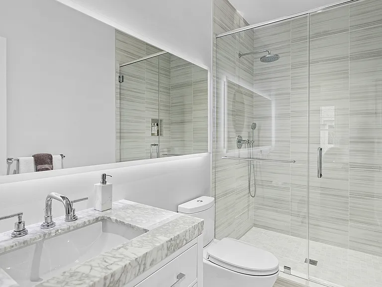 16 Magnolia Dr #16 — Photo 9