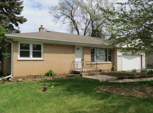 4N455 2nd Ave, Addison, IL 60101