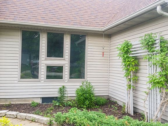 4th image of 1416 Cedar River Dr