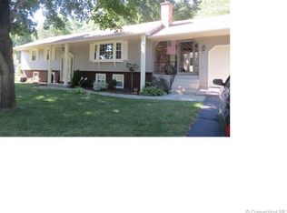 20 Silver Ln, Enfield, CT 06082