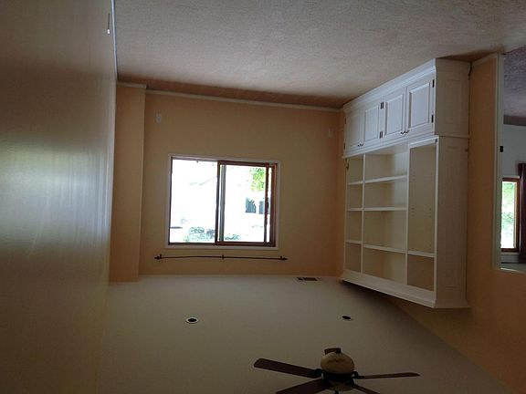 5th image of 312 Mellifont Ave #312